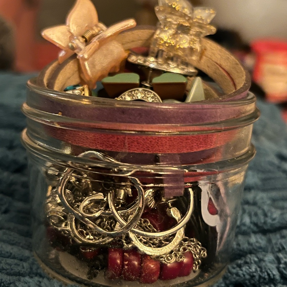Jewelry jar
